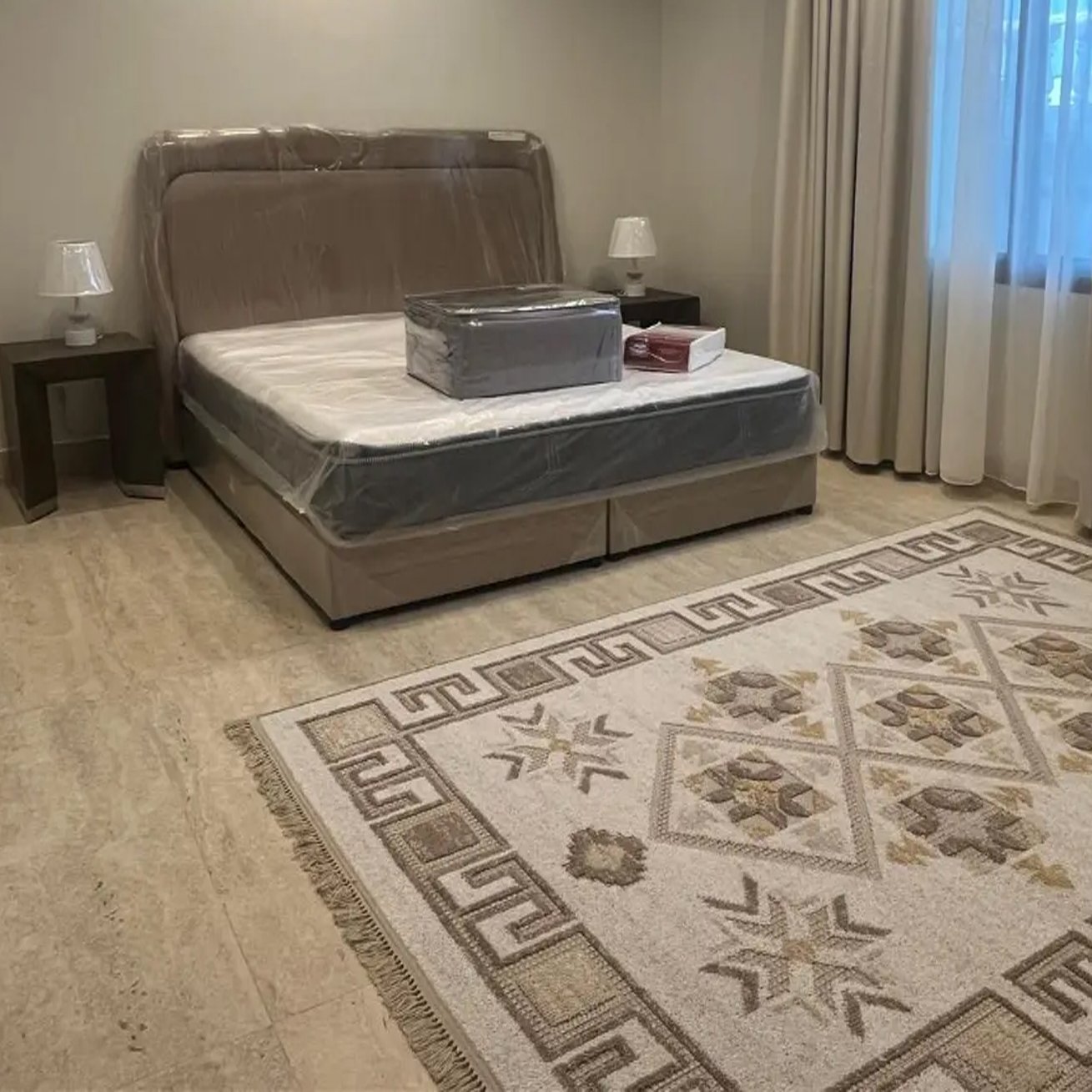 للايجار شقة مؤثثه 3 غرف بالحمرا الخبر Furnished 3-Bedroom Apartment for Rent in Al Hamra, Al Khobar